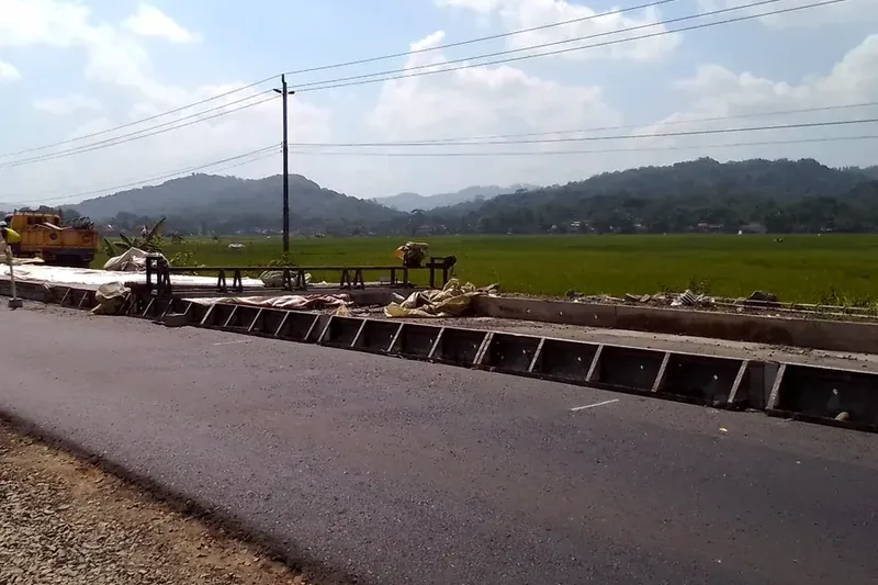 Beton Ready Mix & Beton Instan Cor